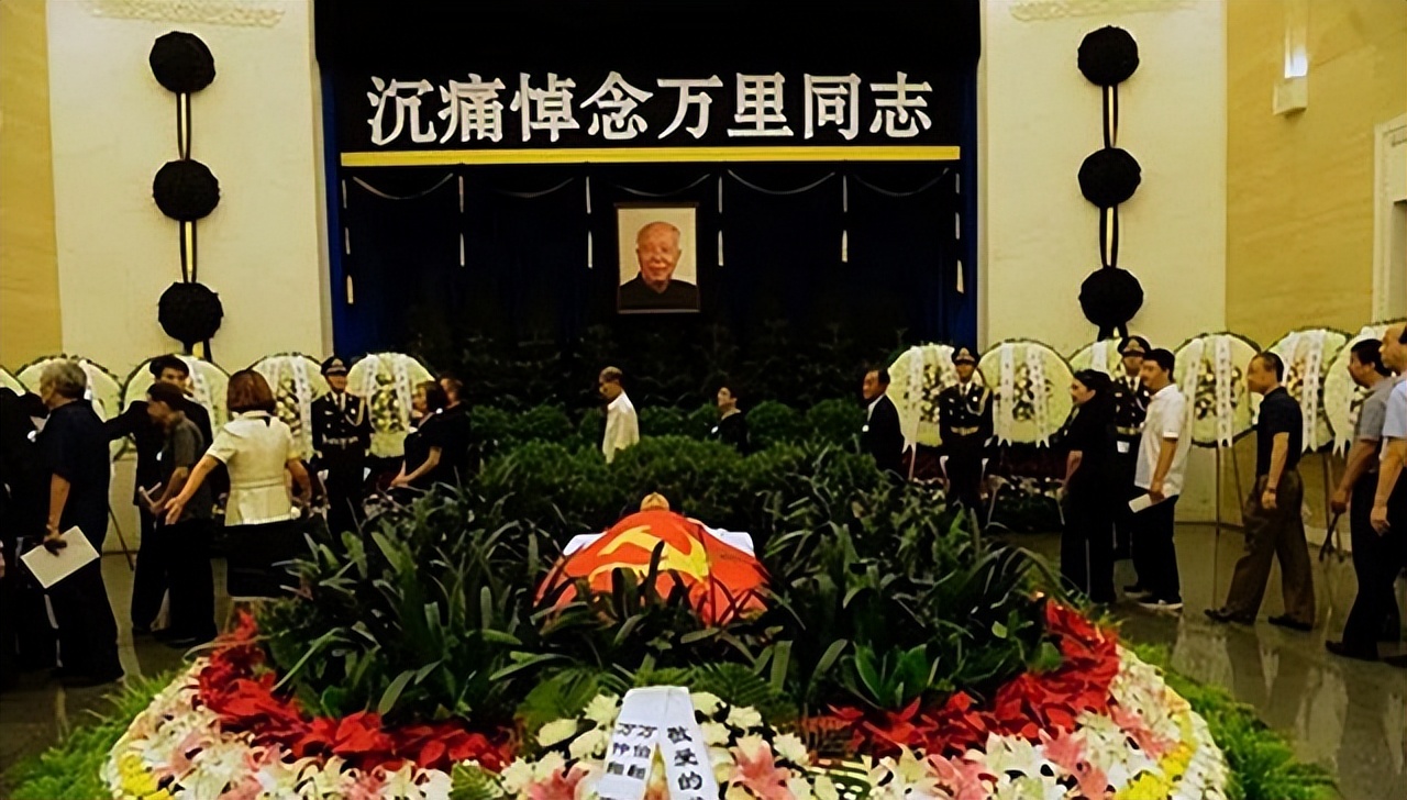 从钢筋工到副市长,张百发的传奇人生