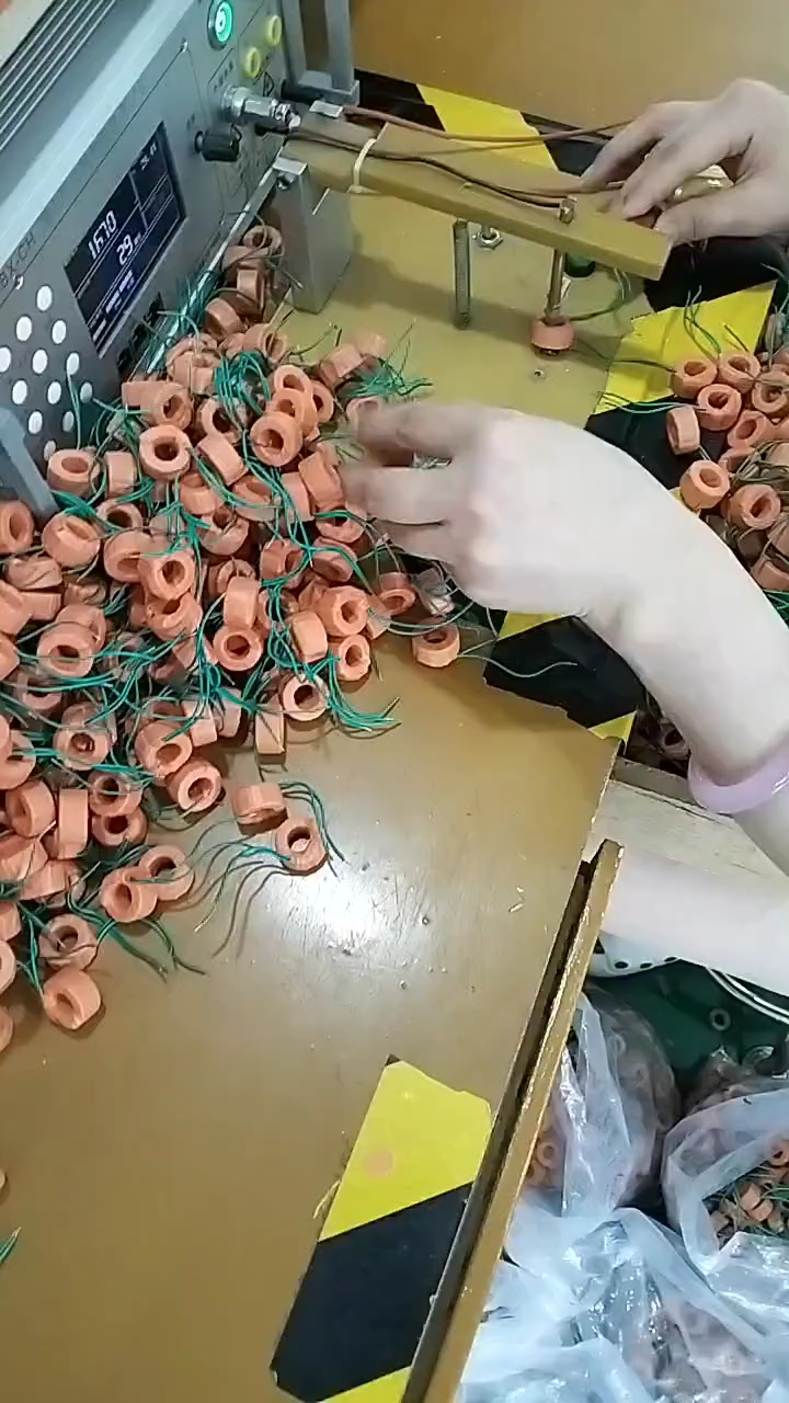 手工活创业园店: #记录工厂里上班日常生活