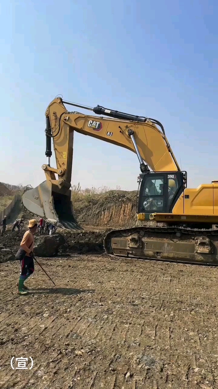 翡翠矿业区开采日常