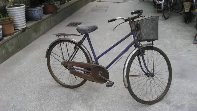 70年代的凤凰自行车,160元一辆,相当于现在多少钱?
