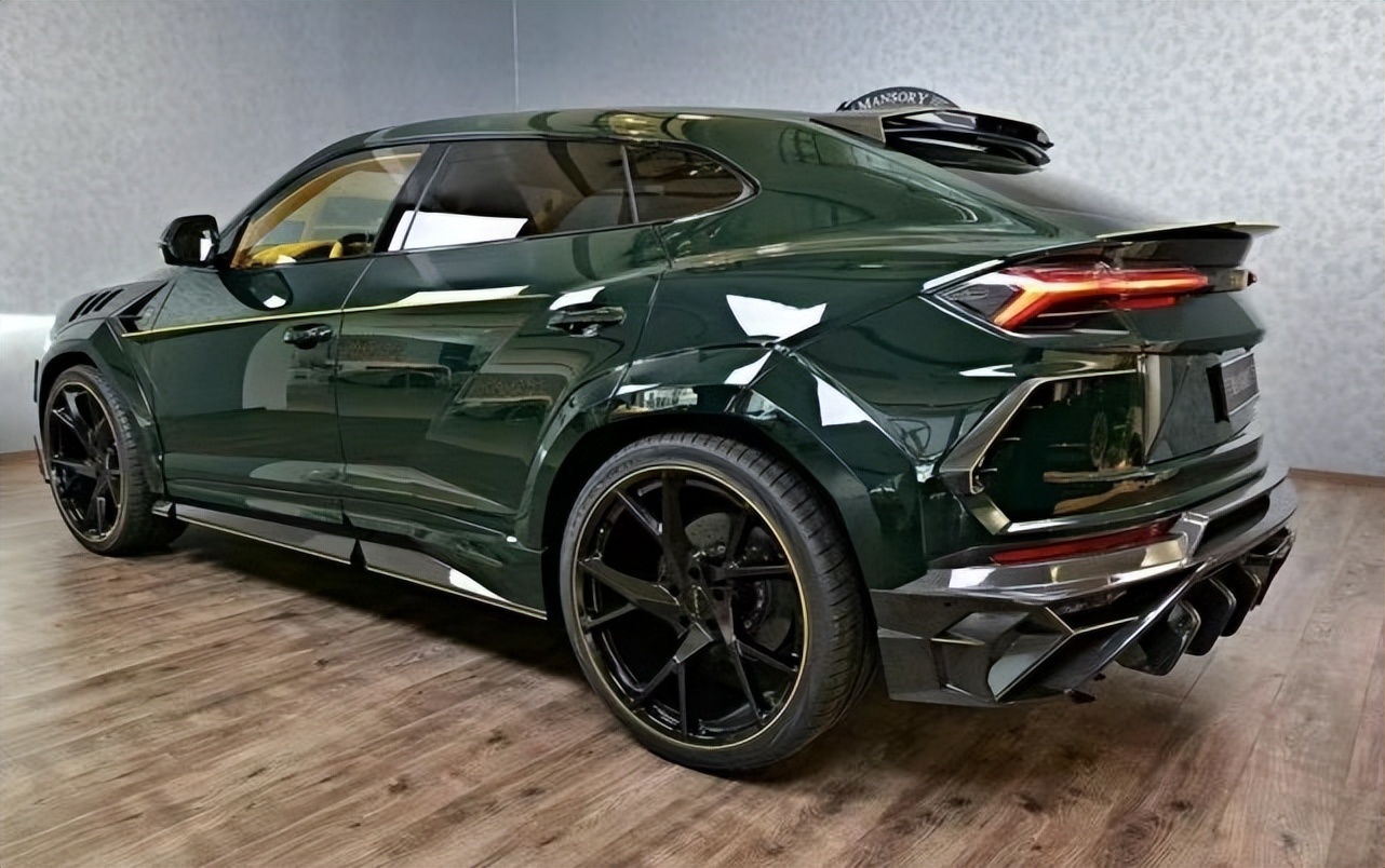 兰博基尼"绿魔"版urus上线,迈莎锐斥巨资打造,百公里3.2秒!