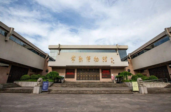 常熟博物馆智慧地图导览带你了解以书画,陶瓷,玉器为主的博物馆