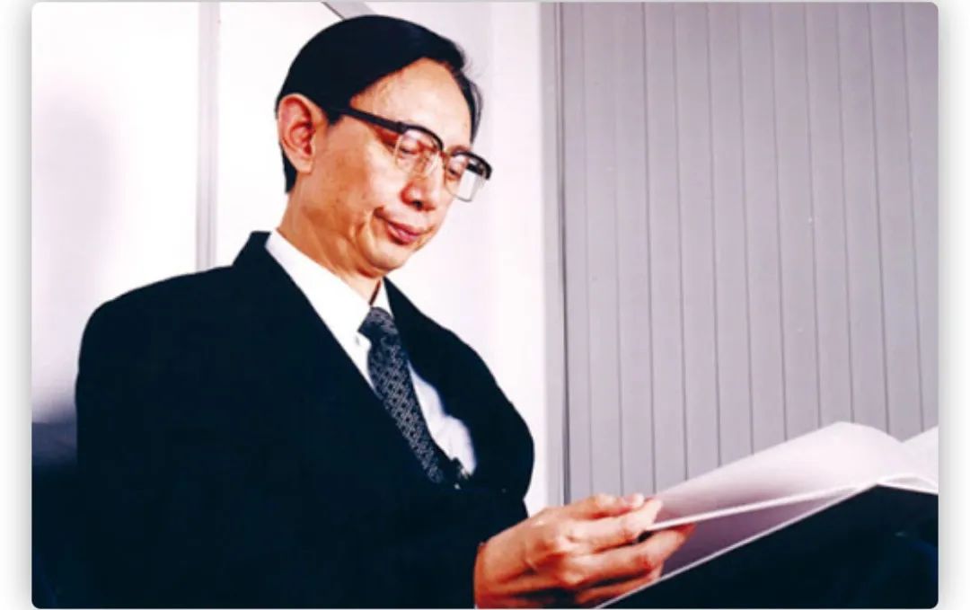 重庆首富尹明善:41岁出狱63岁成摩托大王,72成首富82岁公司破产