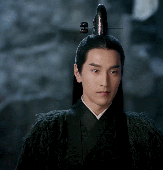 没有"整容式"演技的,就别再硬演古偶剧了