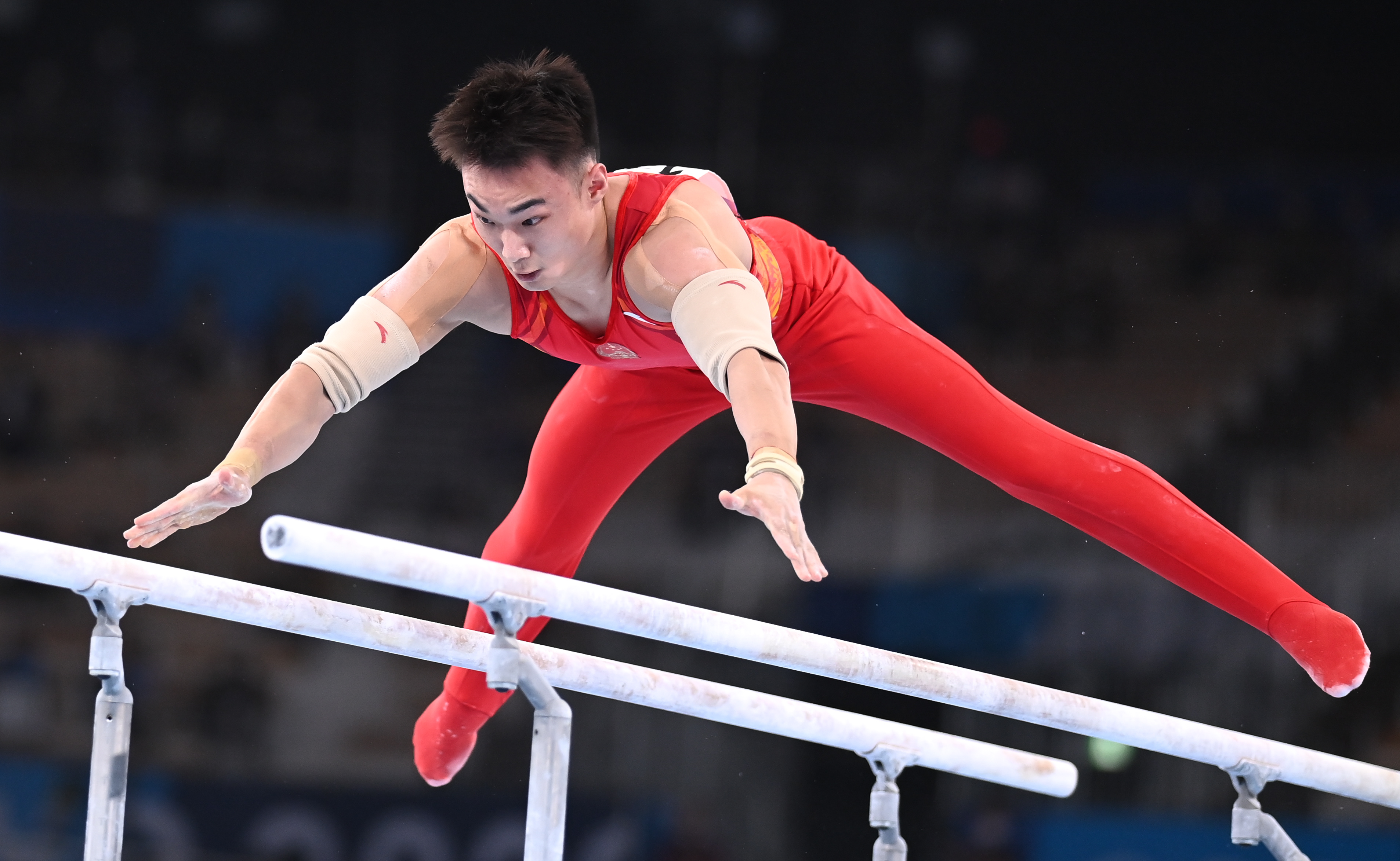 体操——孙炜获男子个人全能第四名(2)