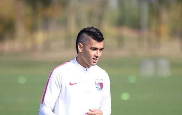 争议外援莱昂纳多完成体检,即将加盟山东鲁能!