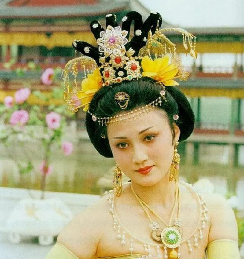 唐朝以胖为美考古专家得出杨贵妃真实体重后女孩就笑不出来了