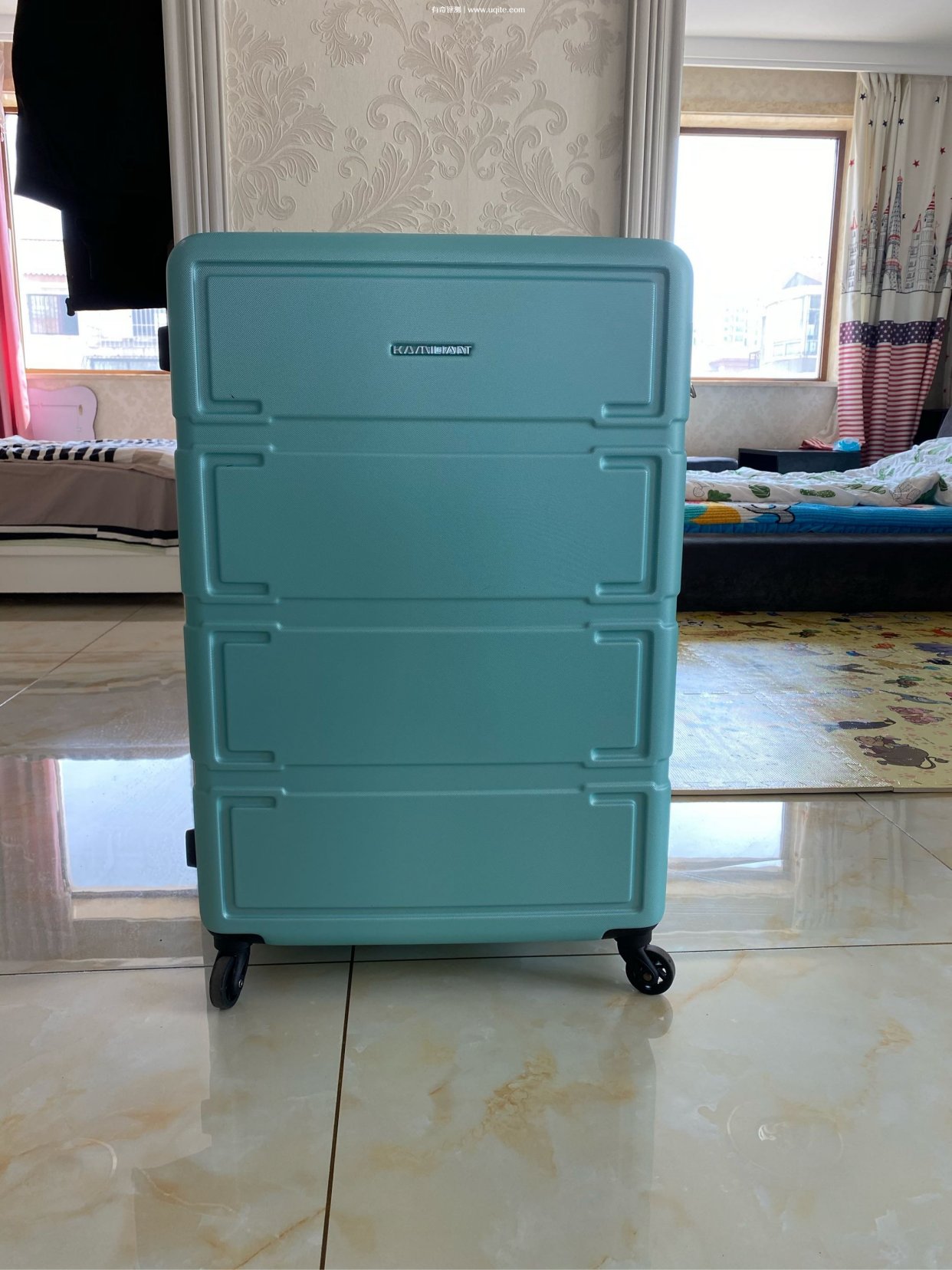 卡米龙拉杆箱使用效果亲测体验