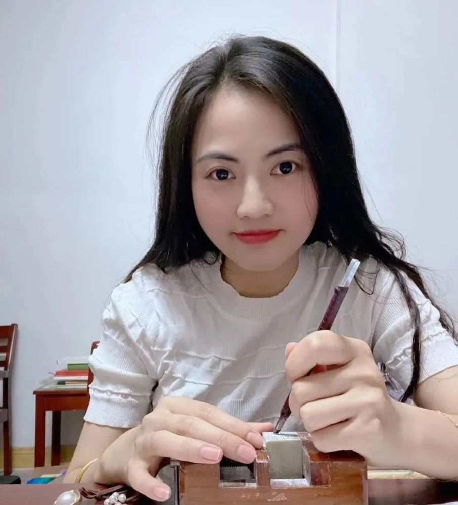 网上评选出十大美女书法家,网友:太美太养眼,怎么看都看不够