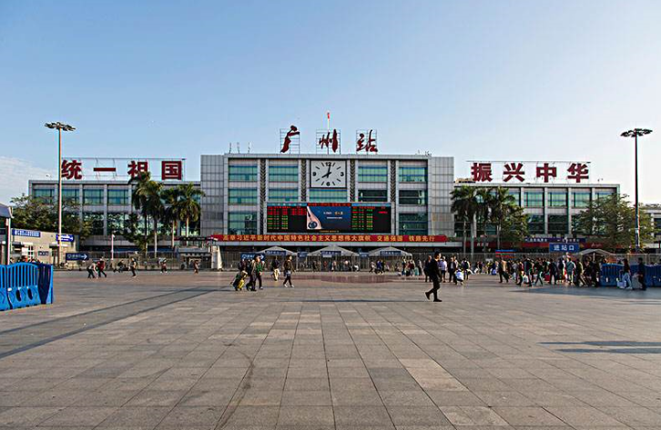 2018年郑州火车站一兄妹行为可疑一张不符身份的车票扯出大案