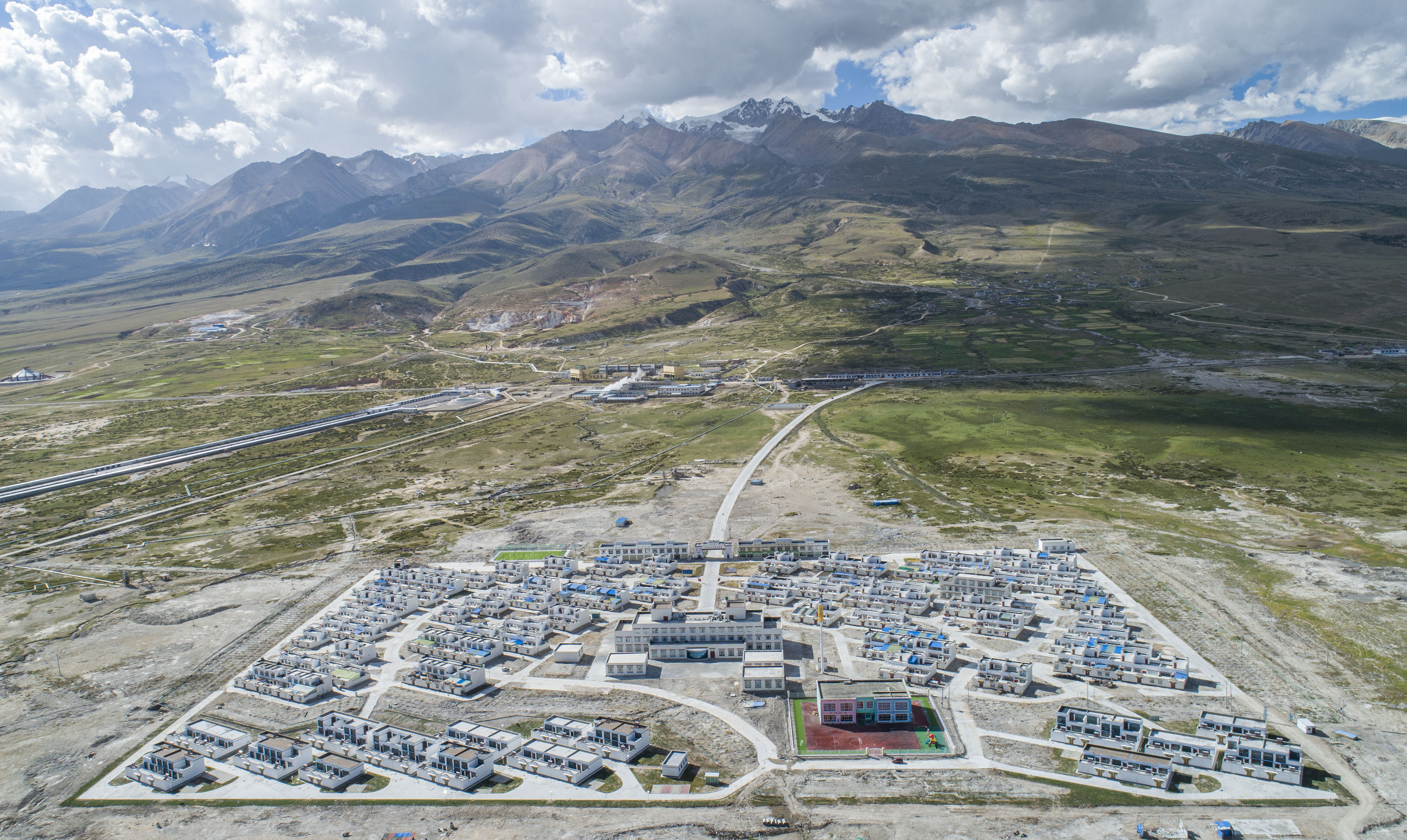 扎西德勒,我们的新家园——西藏易地扶贫搬迁搬出幸福美好新生活