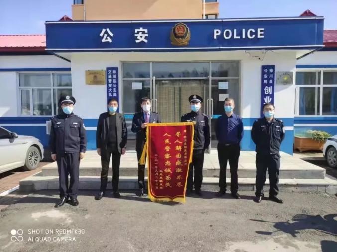 桦川县公安局:用靓丽的"警"色,守护节日的平安!