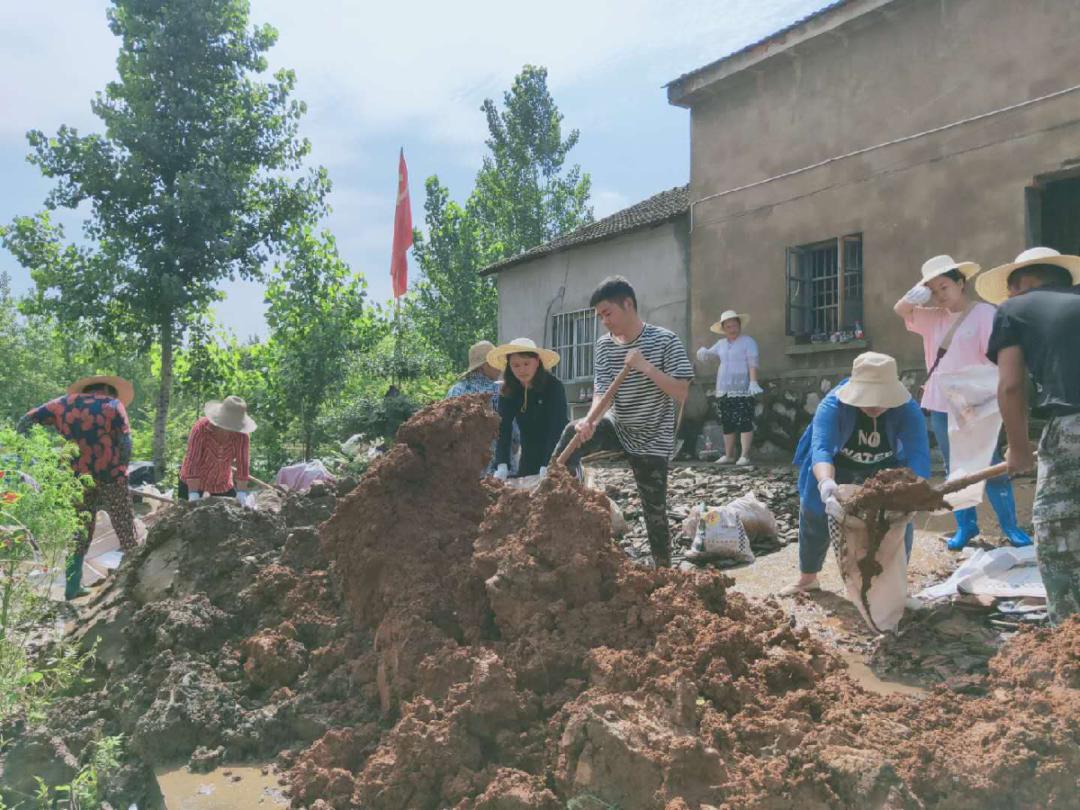 防汛有我  最美巾帼