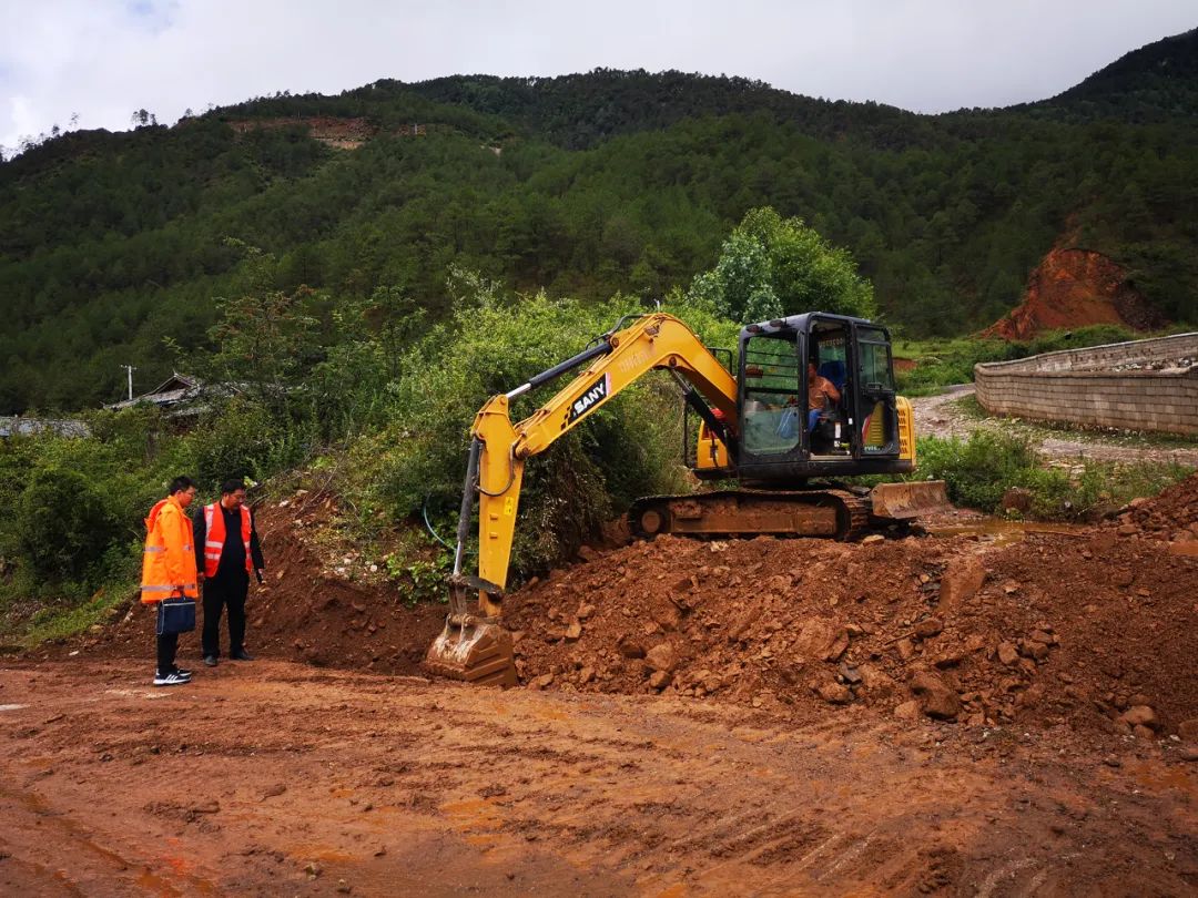 宁蒗公路分局积极开展汛期水毁道路抢险工作