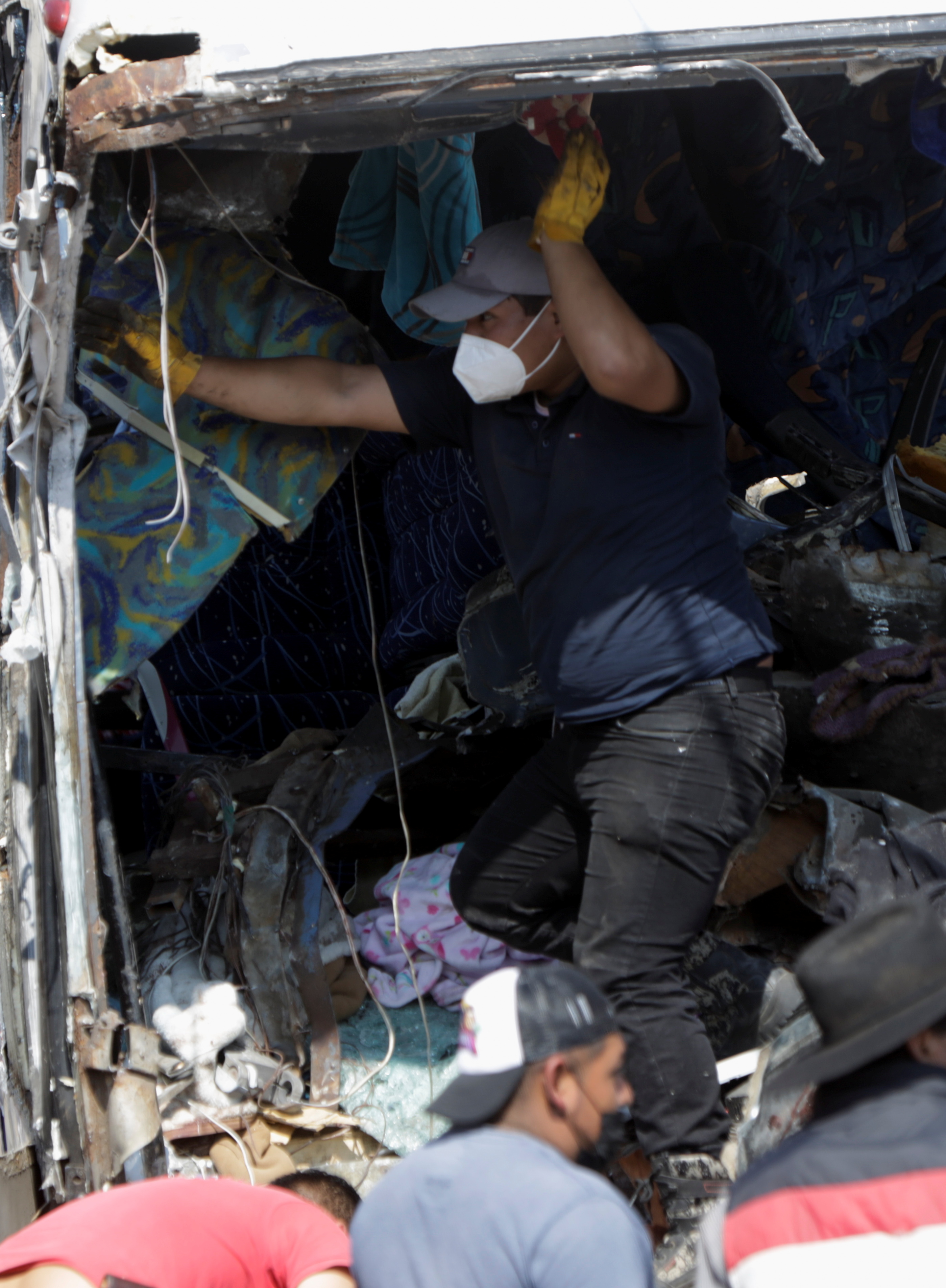 墨西哥中部发生交通事故致19人死亡