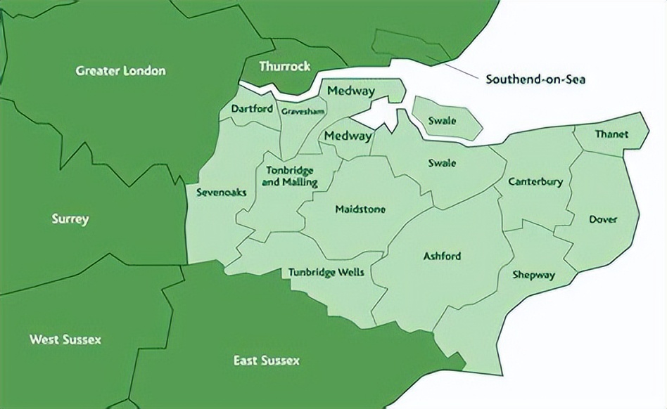 英格兰肯特郡的12个区平均300km2,10多万人口,跟中国的区县相当