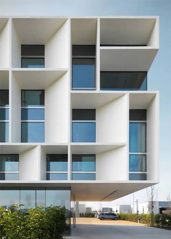 建筑立面的留白建构