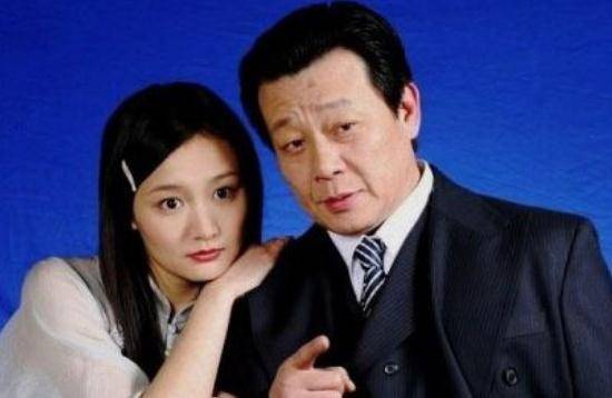 回顾娶了2个老婆楼上楼下相处和谐68岁的寇世勋有何魅力