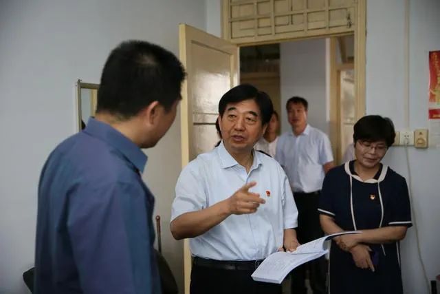 省纪委副书记,省监委副主任阮金泉一行到卧龙区调研纪检监察系统检举