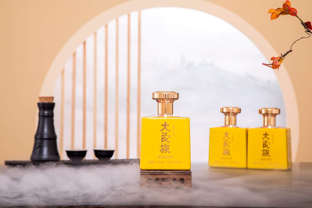 大民族酒·盛世千年,融丝路文化,以醇正酱香致敬千年盛世!