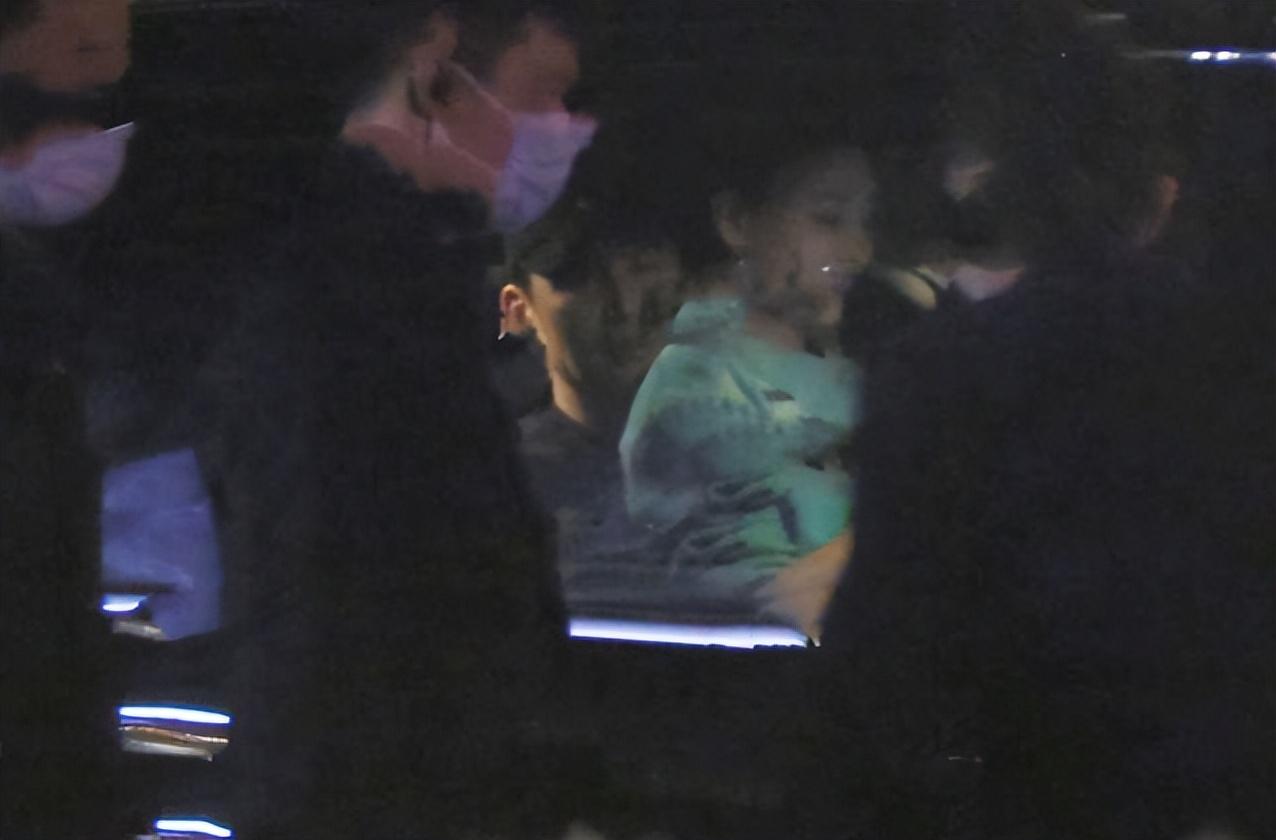 回顾:秋瓷炫身世引人落泪,生子住icu,网友为其抱不平