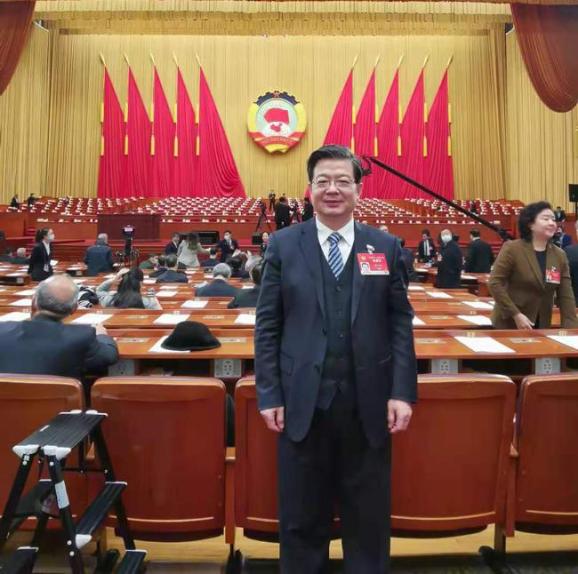 全国政协委员,辽宁省盘锦市副市长潘元松:完善利益分配机制 推动科技