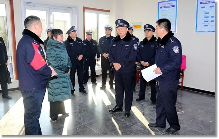 高荣国到基层督导检查元旦假期安保工作