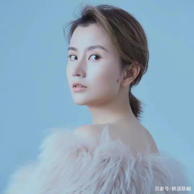 沪上女主持人说：我又离婚了，但是没有依靠婚姻敛财(图5)