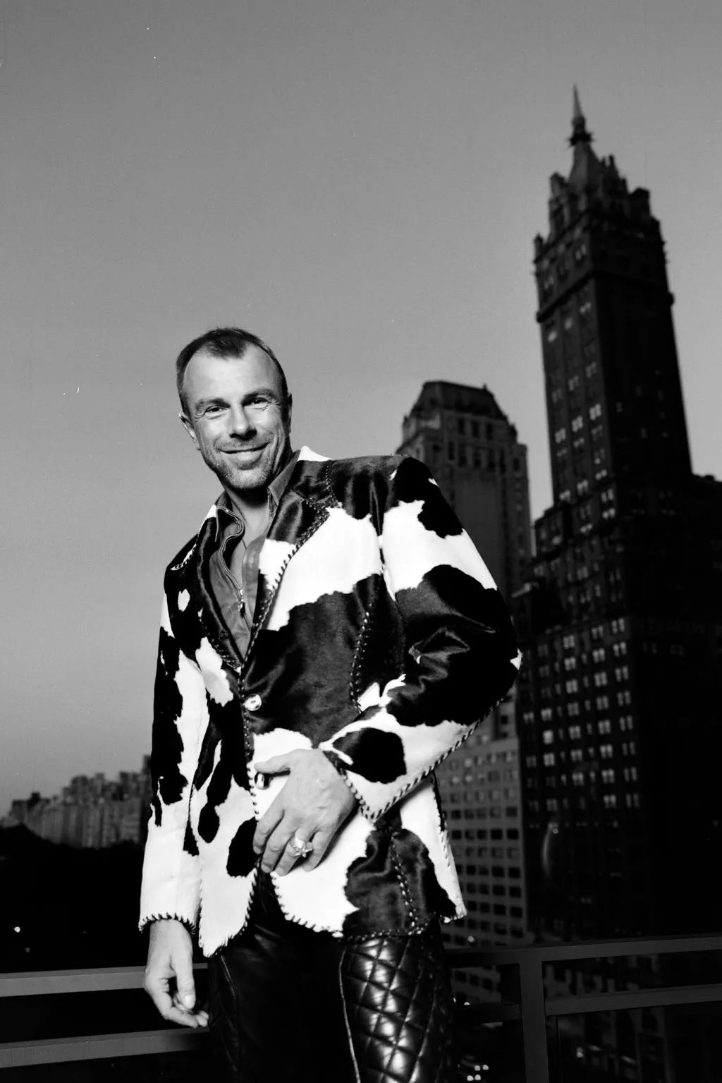 时尚圈"情色"第一人,传奇设计师thierry mugler辞世