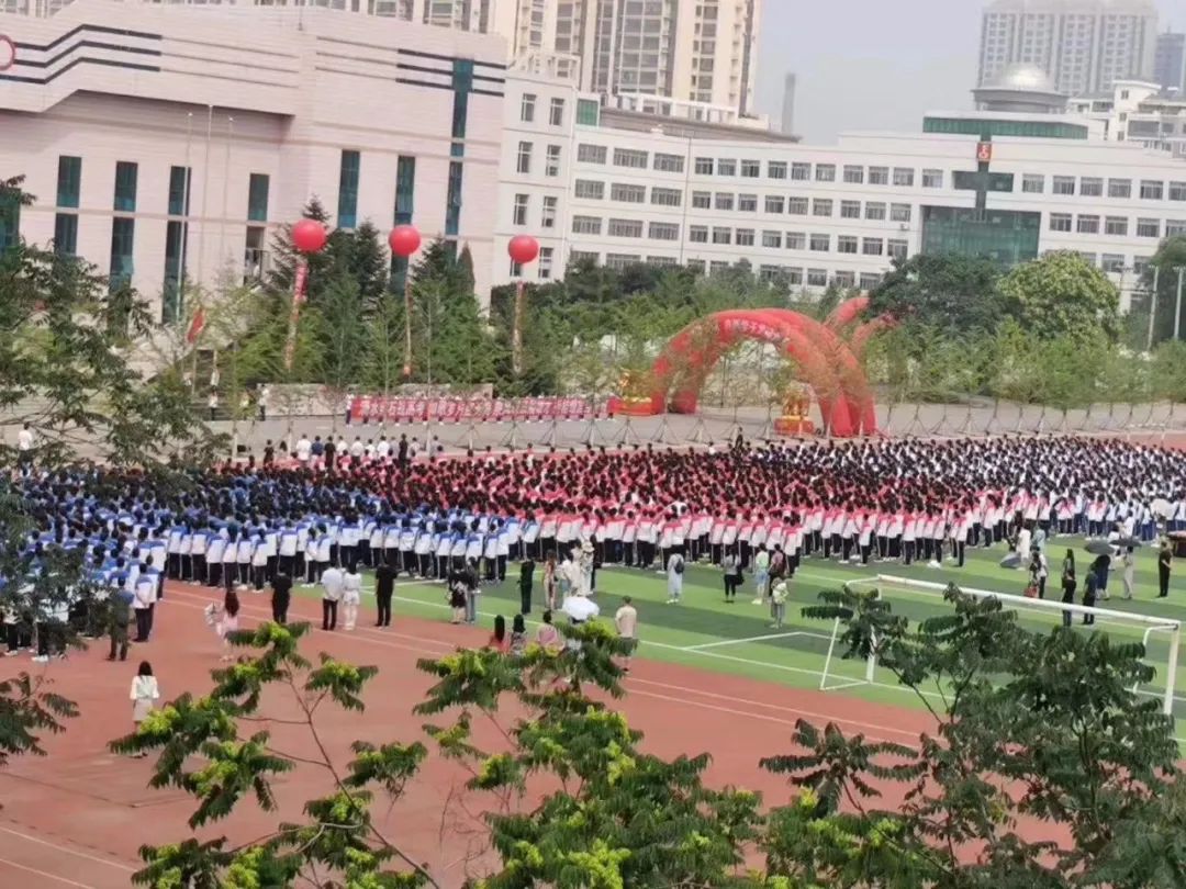 阜新市第十八中学图片