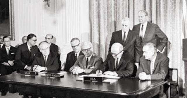 南极是谁的?"南极条约"的形成经过