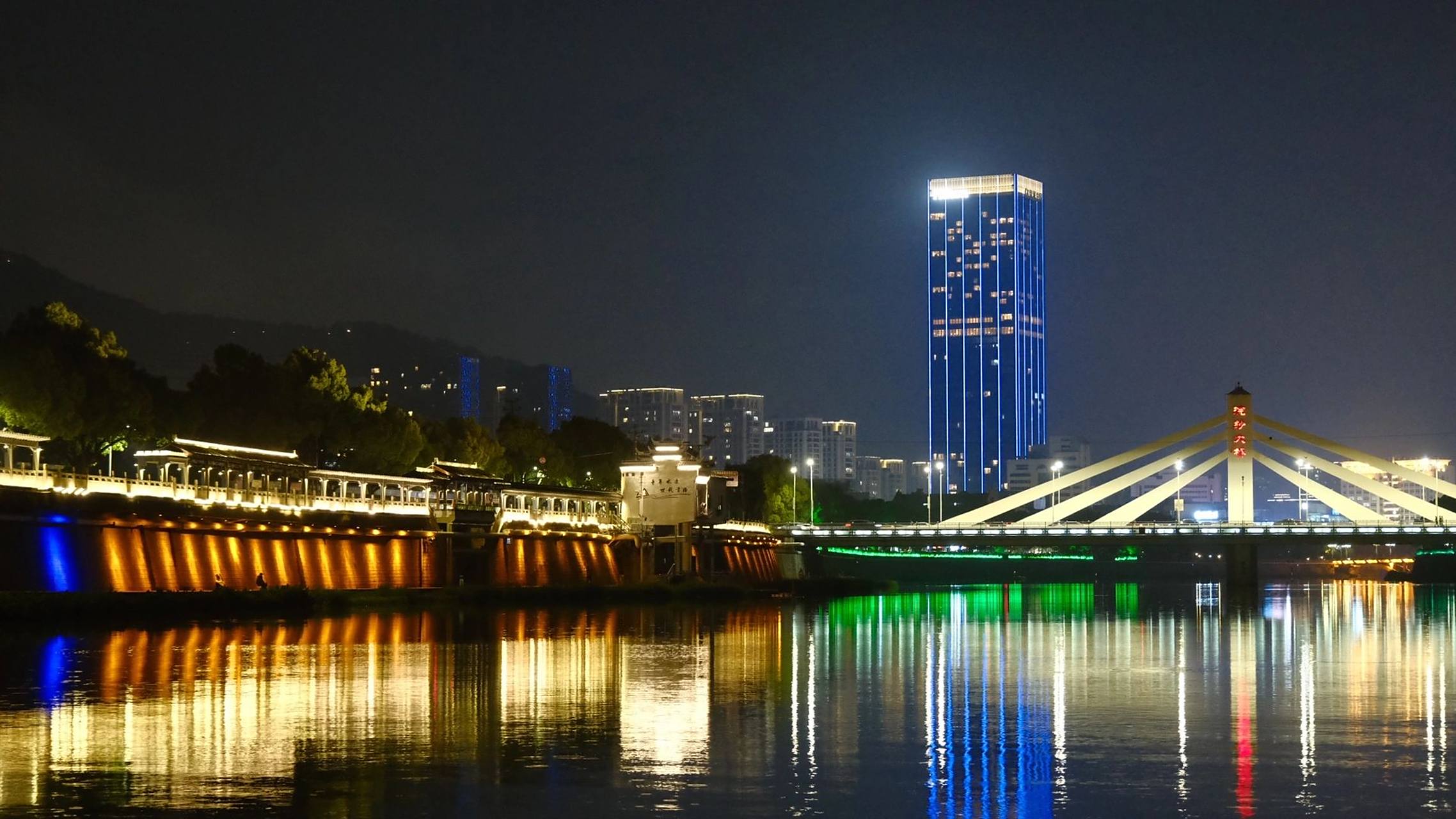 西施故里 整个诸暨都在主打西施,正如同上虞主打曹娥一般.