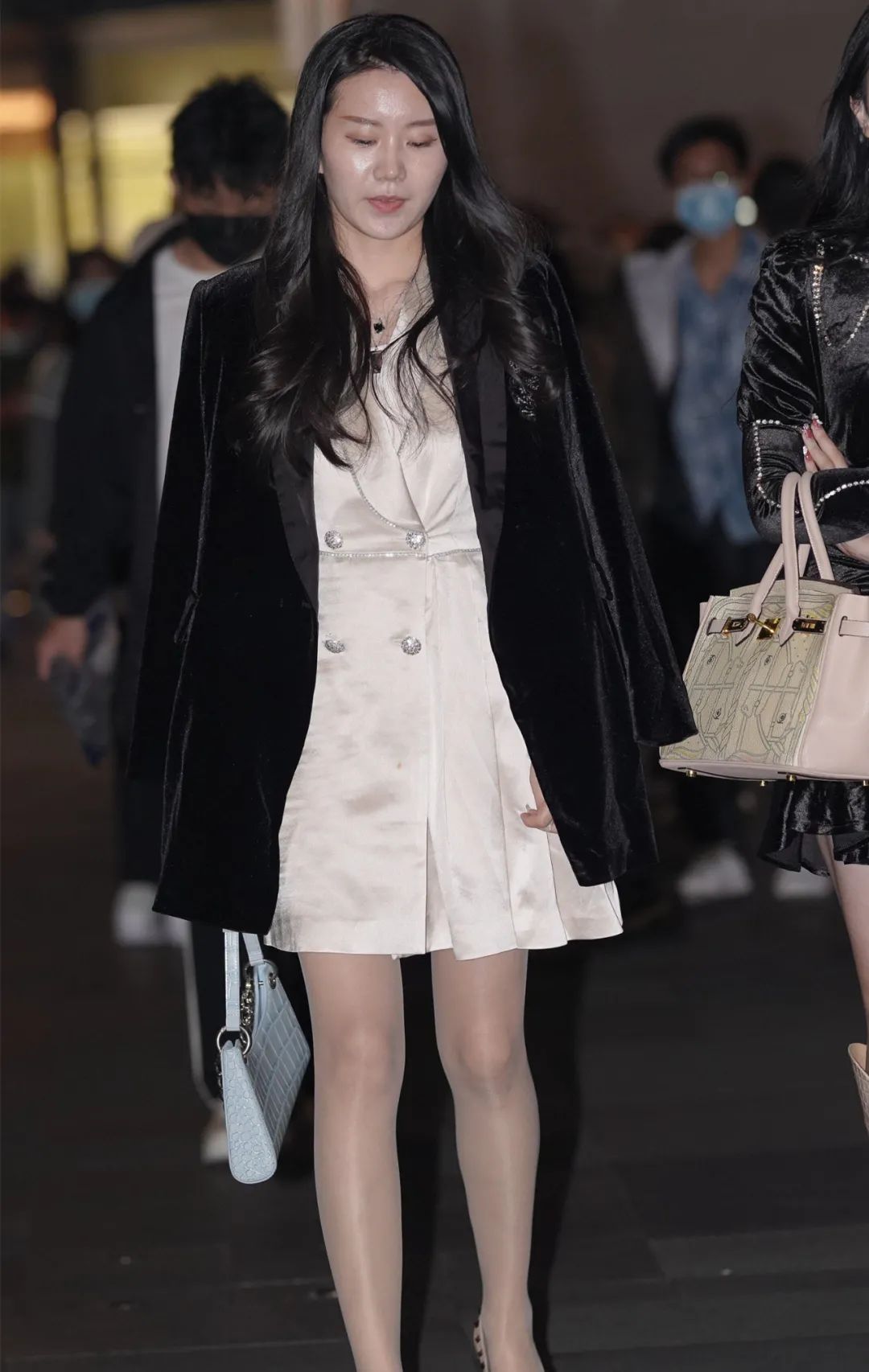 完美身材:时尚健身女神之芷菡