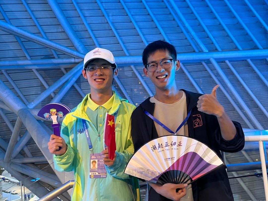 杭州亚运会圆满闭幕,谢谢你,杭电"小青荷"!