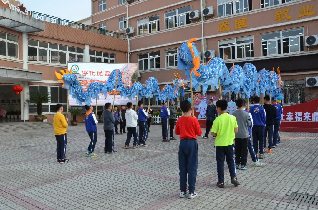 传承民间艺术,弘扬钱王文化——临安衣锦小学"民间高手"开课啦