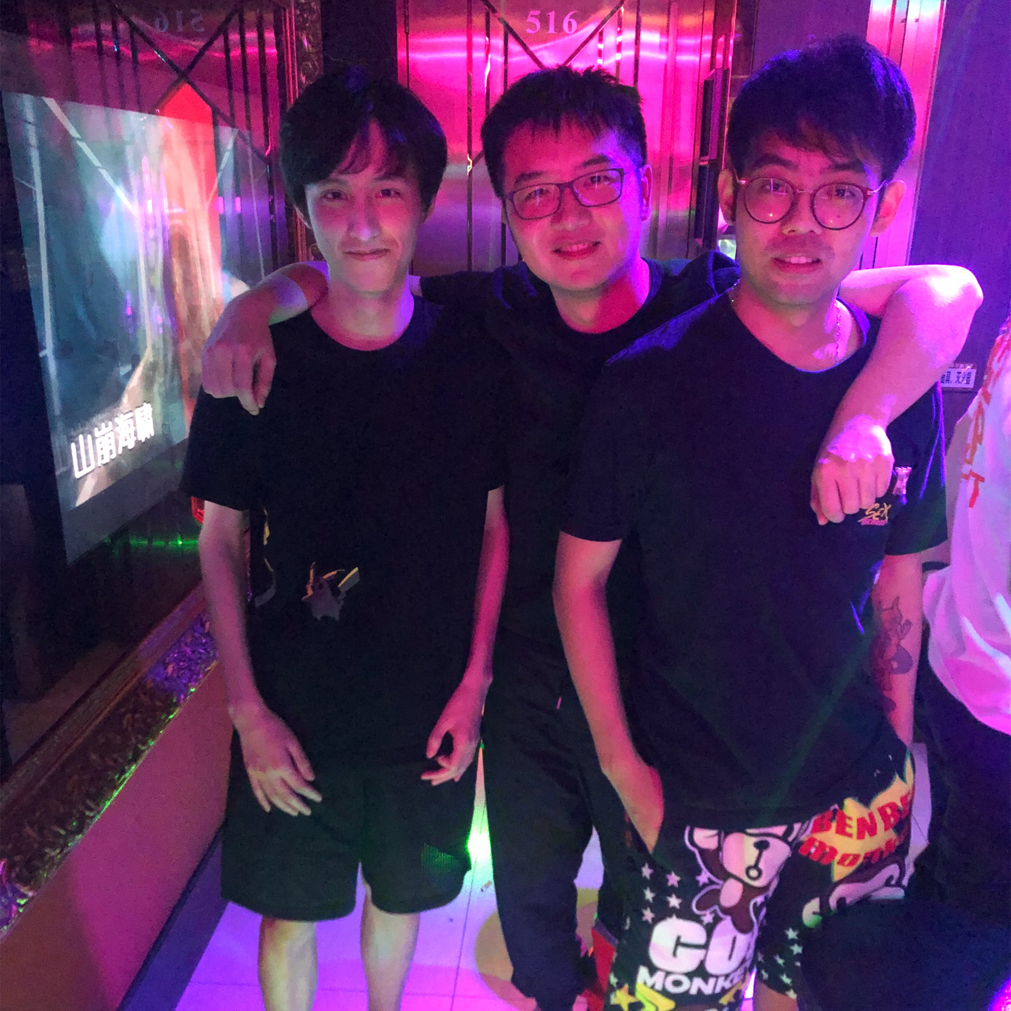 dota2-难怪maybe这么喜欢老陈?谢彬dd:老陈是may皇的职业引路人