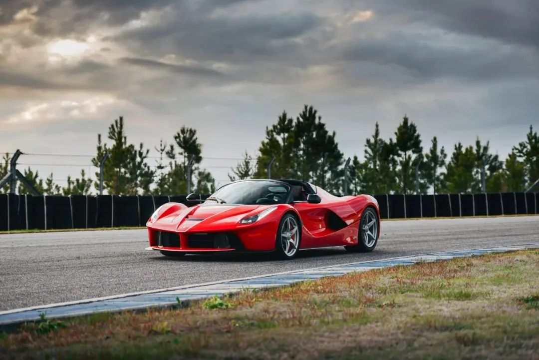 二手价格翻一倍,法拉利laferrari aperta