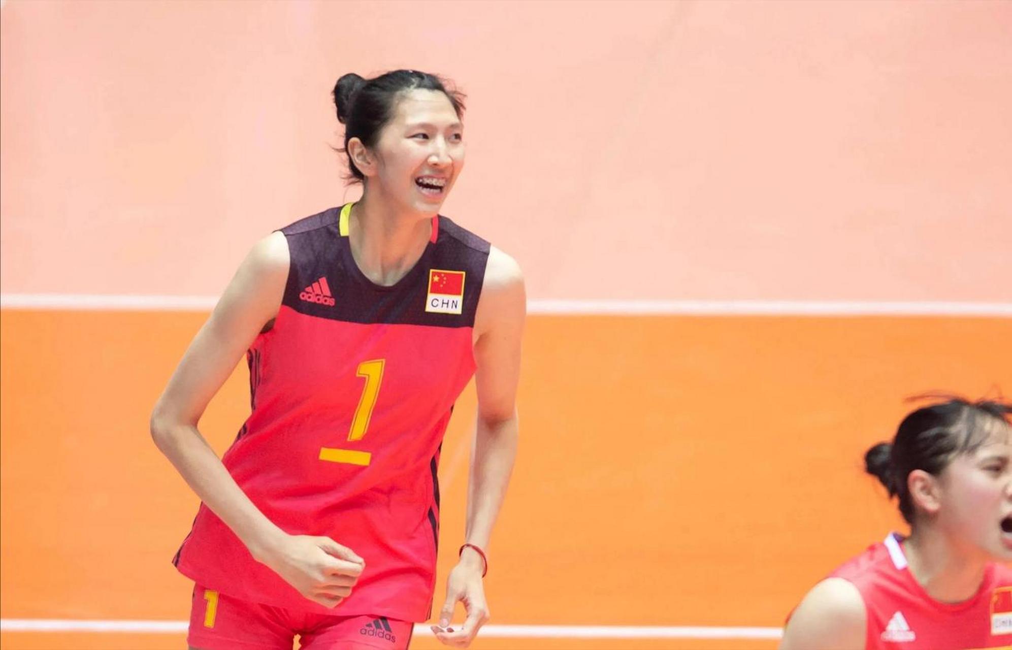 中国女排人员最新动态:朱婷丁霞回归一队!上海三将驰援二队!