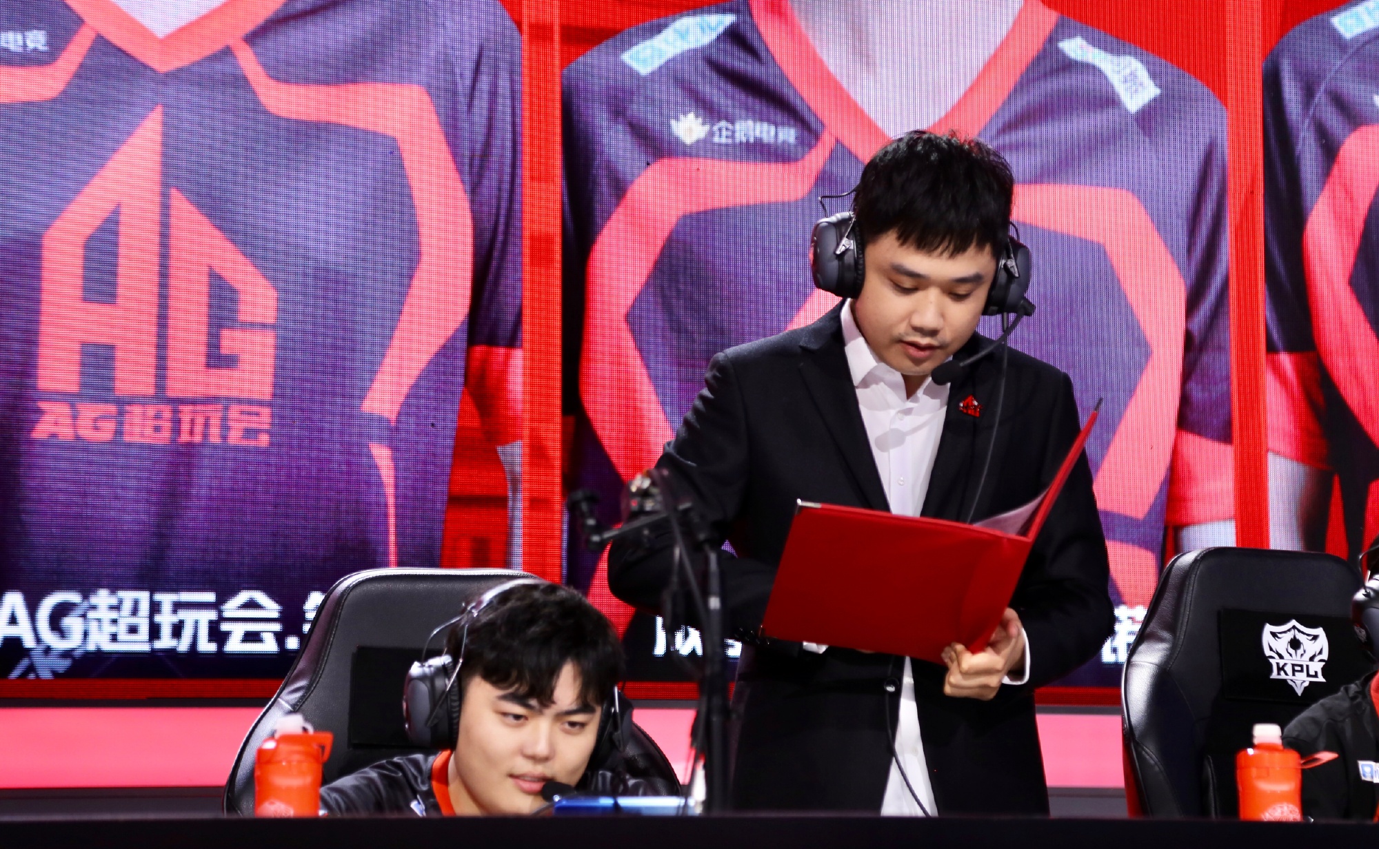 爱思坦言ag不想以常规赛第1出线:据说2点就要打比赛,很怕两轮游