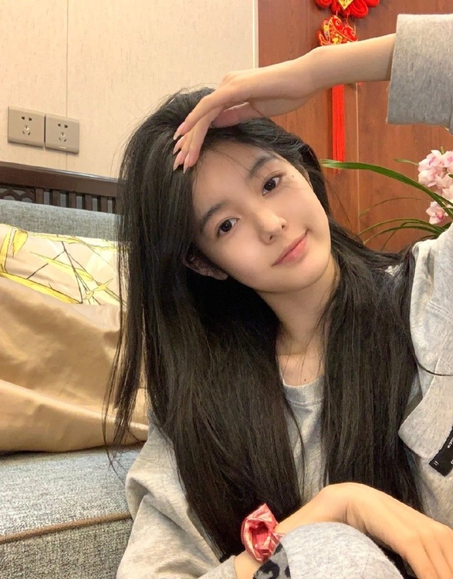 都美竹吴亦凡聊天截图曝光,象韵洁回应疑似坐实都美竹吴亦凡恋情