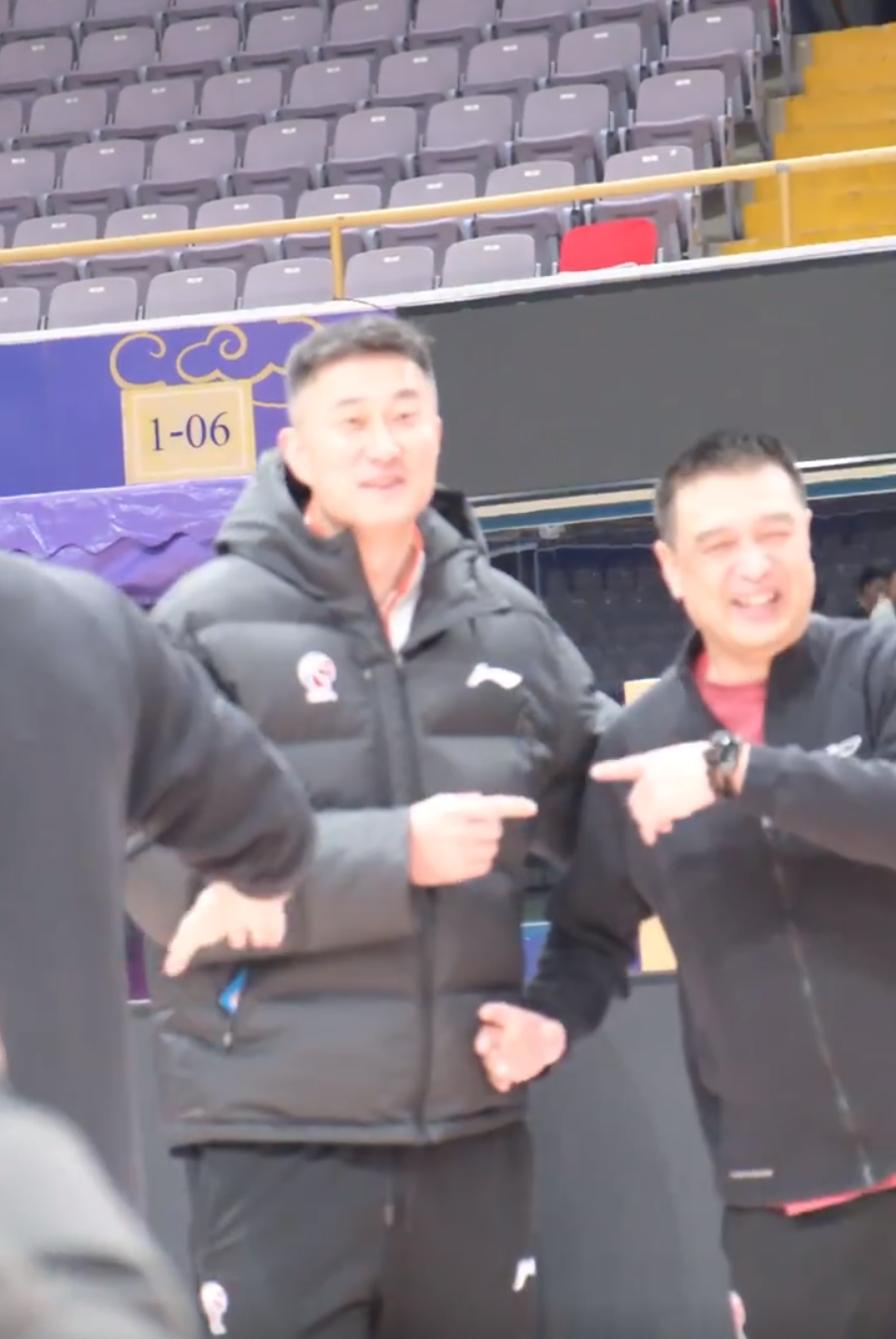 马布里不行!杜锋:北控只换了一个人 闵鹿蕾带来翻天覆地的变化