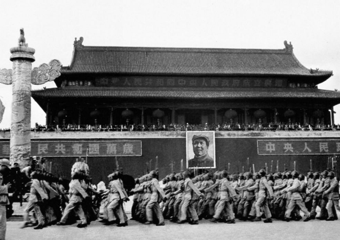 新中国成立进行的阅兵仪式