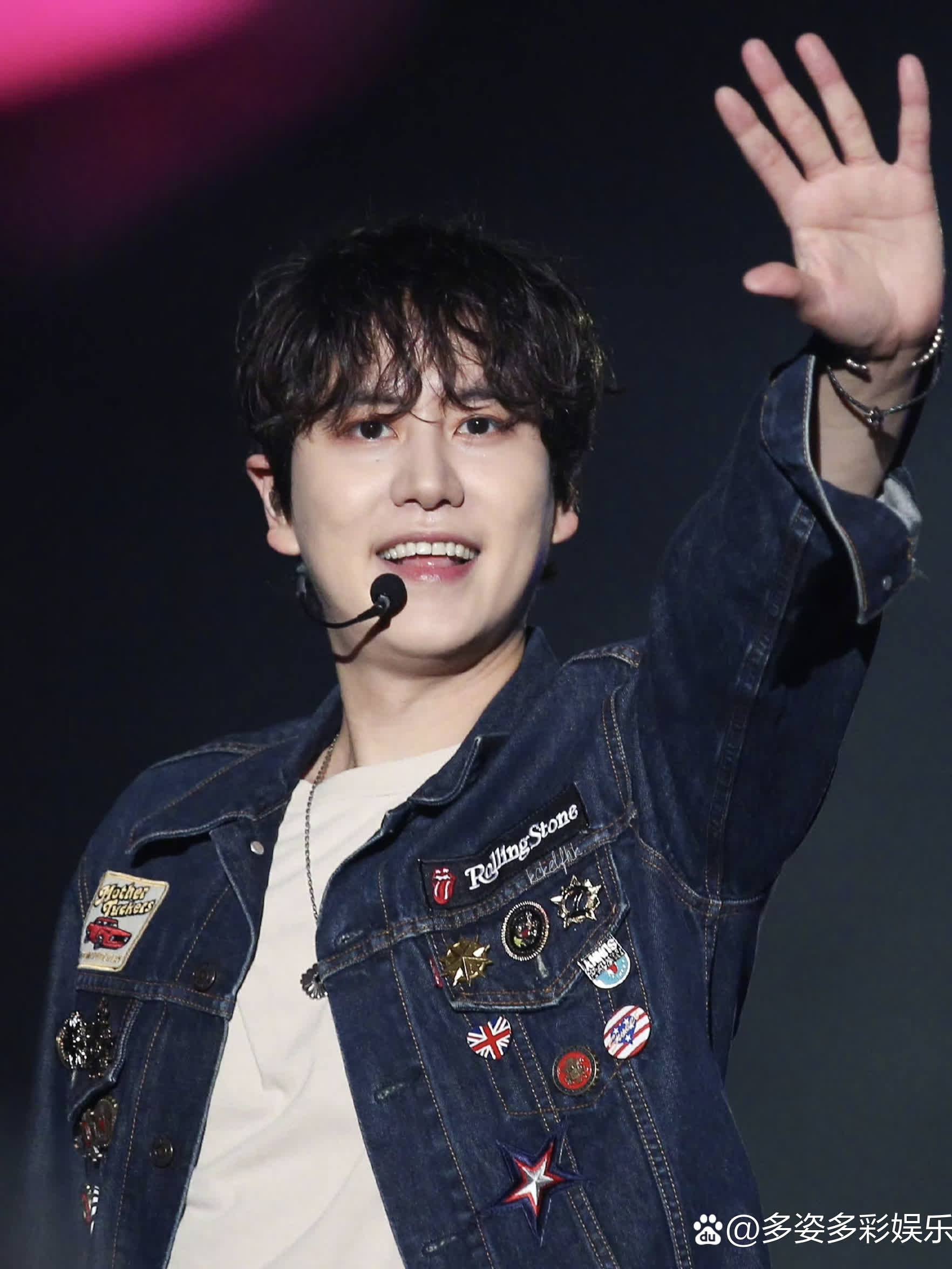 superjunior圭贤登上热搜!