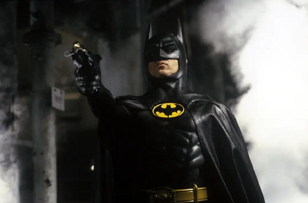 布魯斯南：我有機會成為蝙蝠俠 但敗於調侃內褲外穿