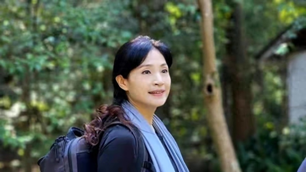 方季惟至今未谈过恋爱不寂寞也不遗憾