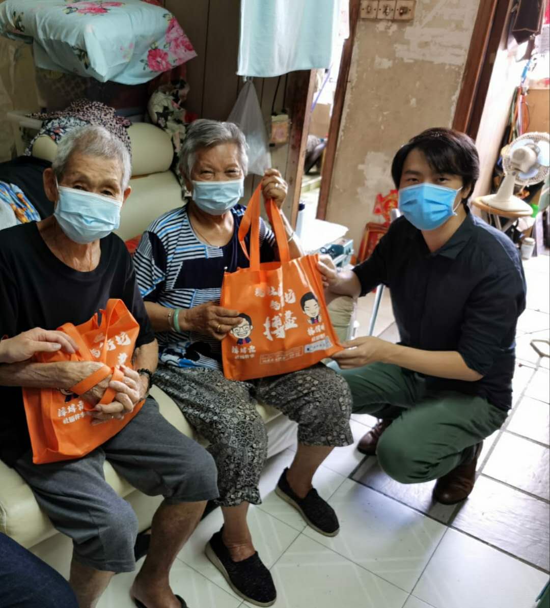 关注|香江来信丨“揽炒派”疫情下仍煽动集会，老人叹“中招就得死”