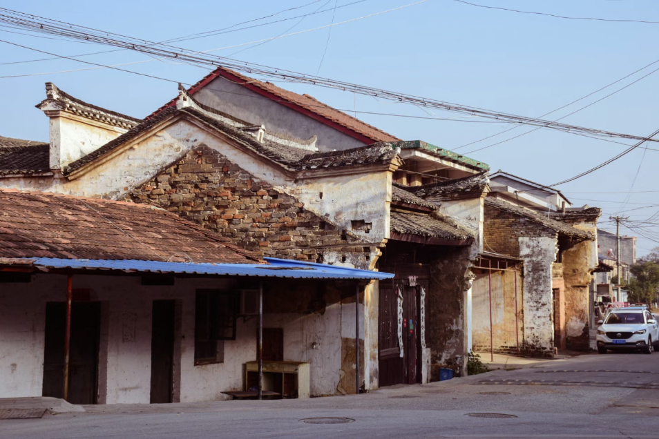 讨论谁是湖南"头部"城市?它第一个不服