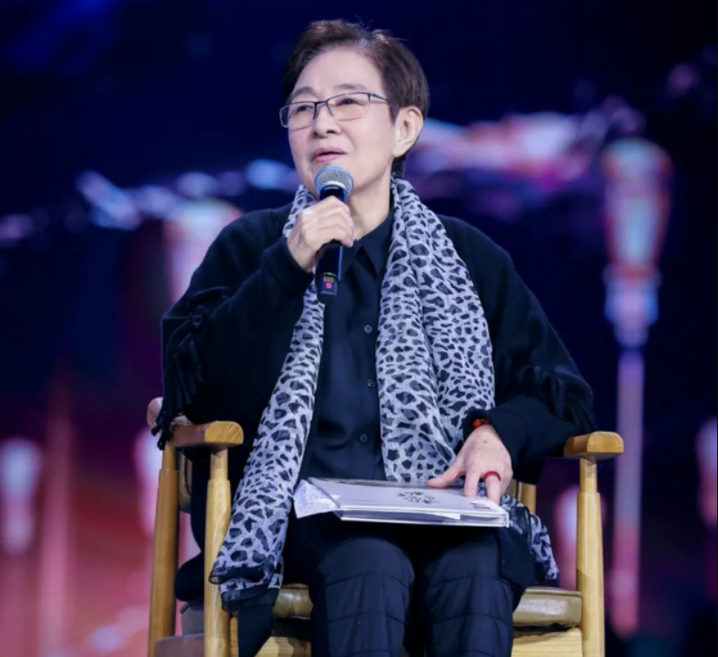 回顾这回闹大了谷建芬被网友指责怒喷刀郎谷建芬已发律师函