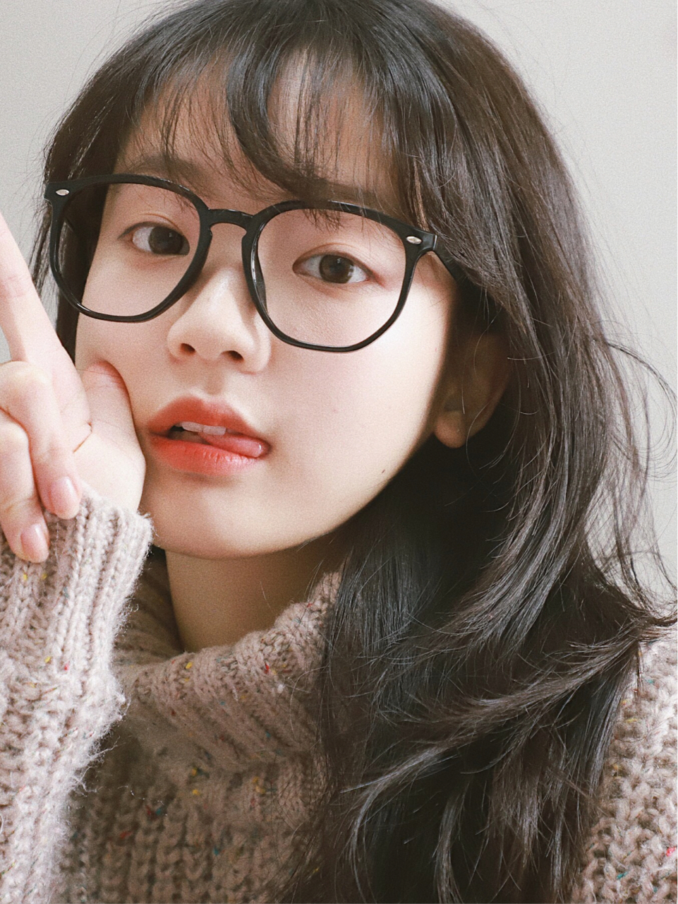 大框眼镜真的好显脸小鸭!