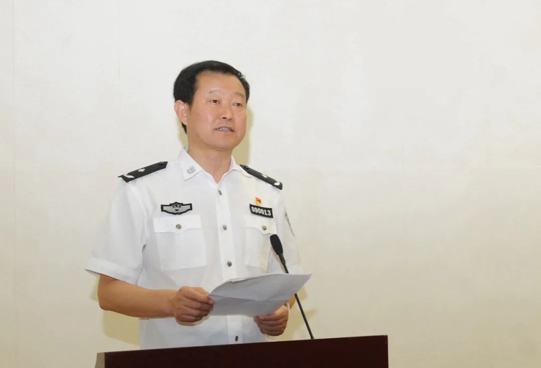 荣耀时刻!滨州市公安局举行"光荣在党50年"纪念章颁发仪式